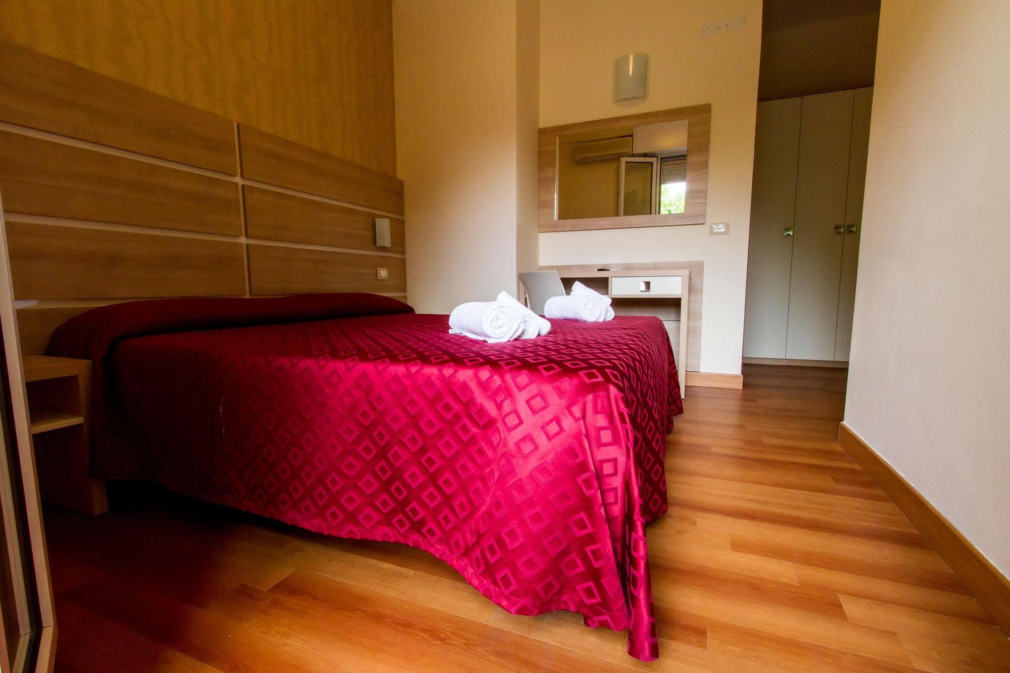 Hotel Monica Rimini Esterno foto